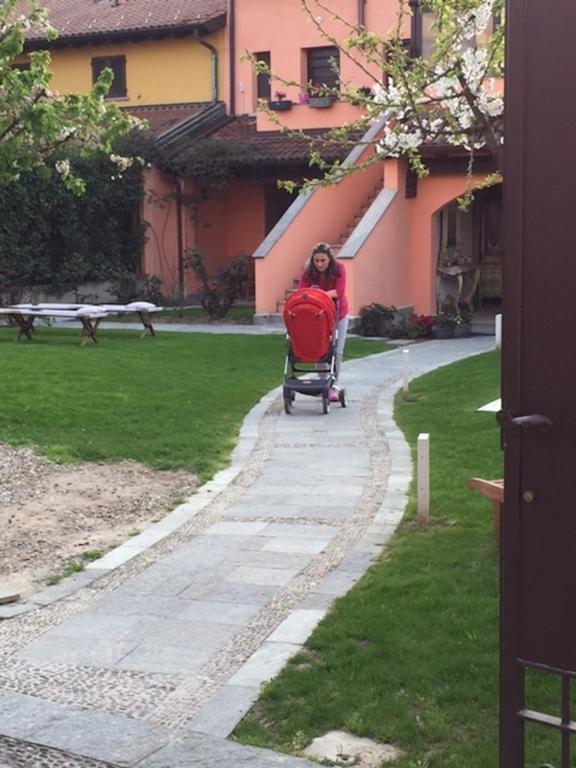 Casa Rosa San Giuliano Milanese Exterior foto